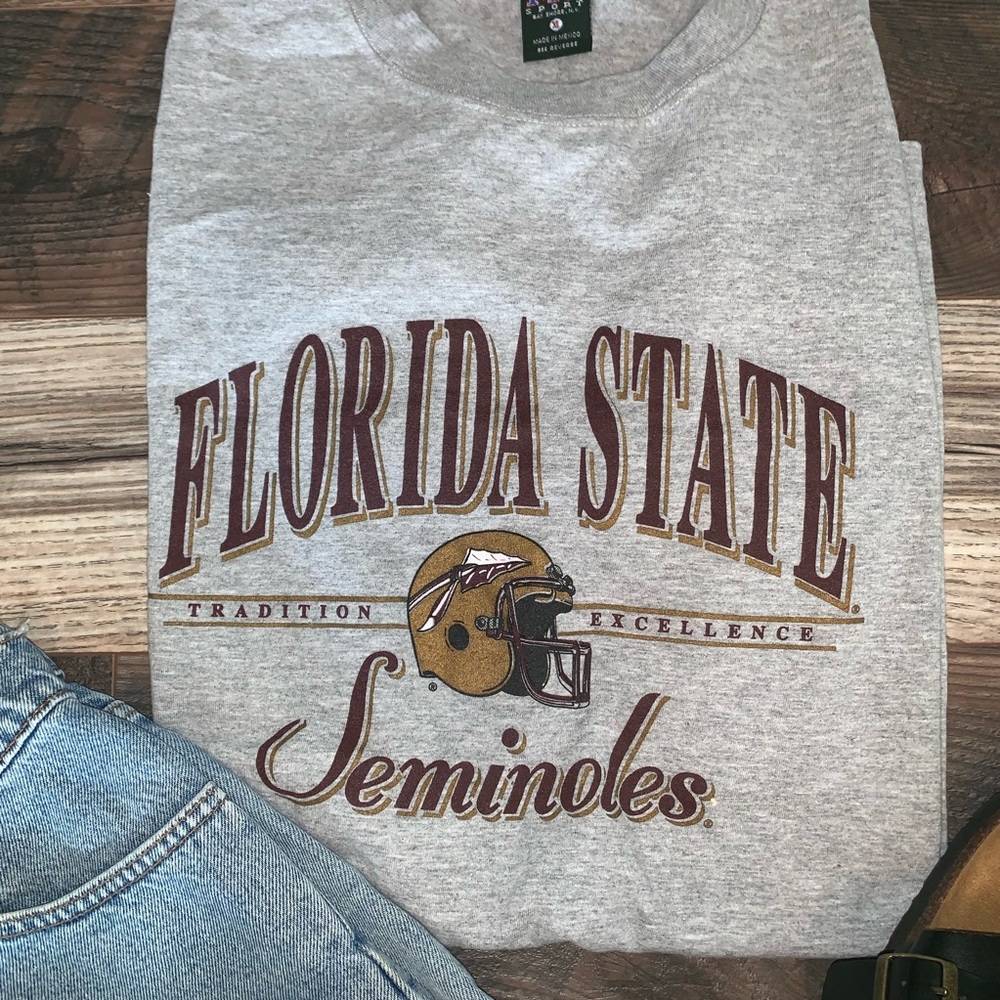 Florida state university seminoles T-shirt
